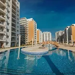 At Caesar A32-r39 Apartment *