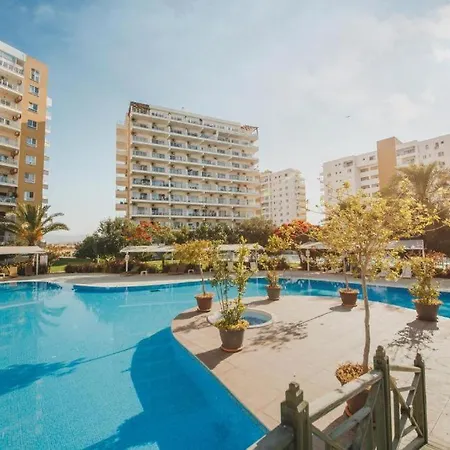 Apartment Luxurious 1-bedroom With Pool View At Caesar *