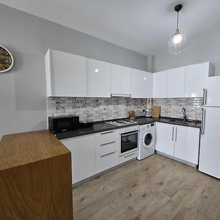 At Caesar A32-r39 Appartement *