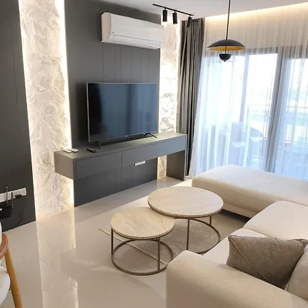 At Caesar A32-r39 Apartman *
