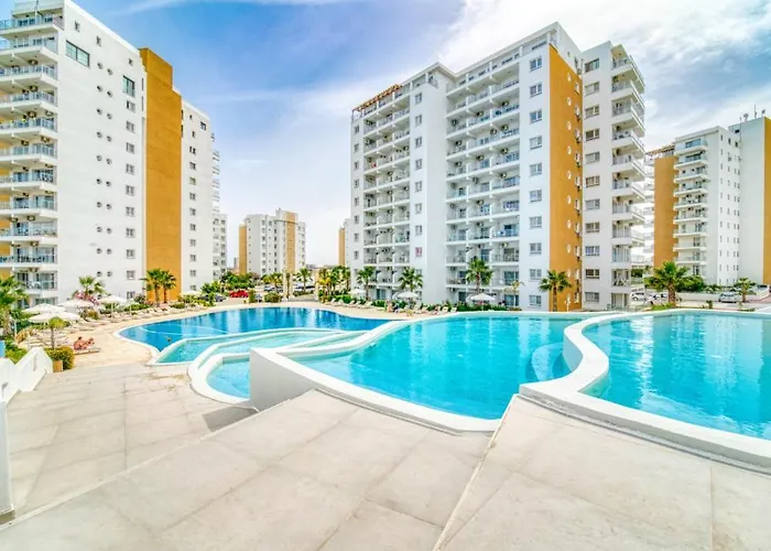 Apartments At Caesar Resort A32-R39 דירה
